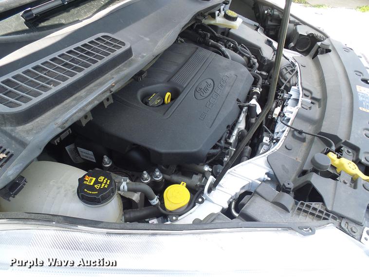 image for item DD8601 2017 Ford Escape SUV