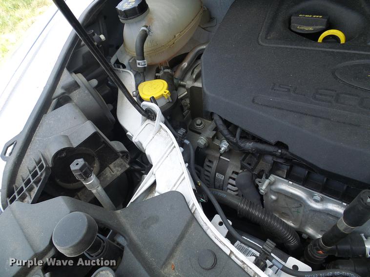 image for item DD8601 2017 Ford Escape SUV