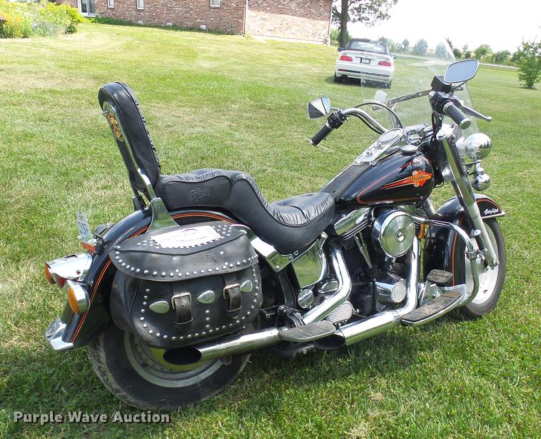 image for item DD8603 1993 Harley Davidson FLSTC Softtail motorcycle