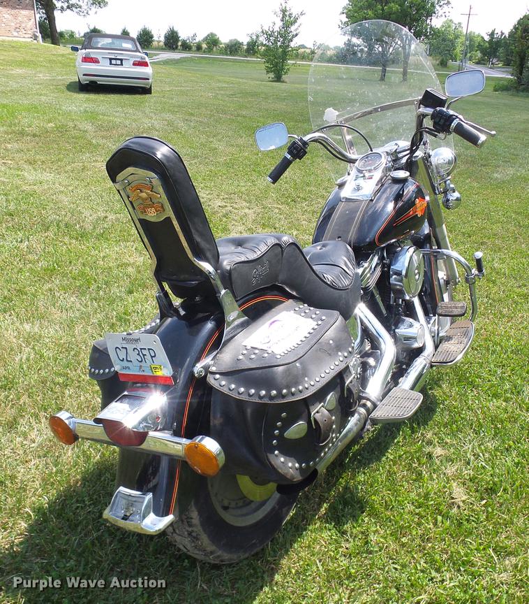 image for item DD8603 1993 Harley Davidson FLSTC Softtail motorcycle