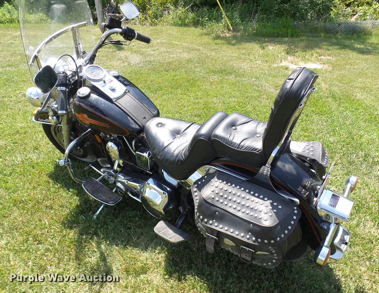 image for item DD8603 1993 Harley Davidson FLSTC Softtail motorcycle