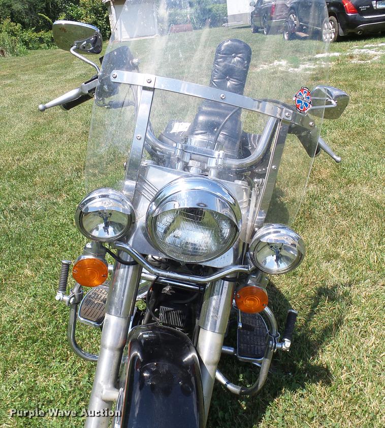 image for item DD8603 1993 Harley Davidson FLSTC Softtail motorcycle