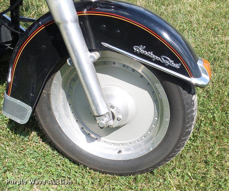 image for item DD8603 1993 Harley Davidson FLSTC Softtail motorcycle