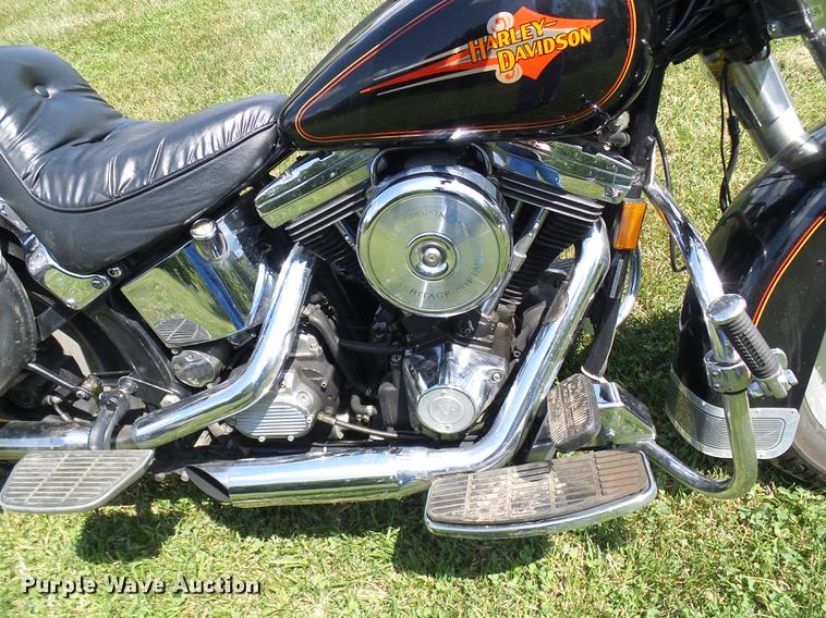 image for item DD8603 1993 Harley Davidson FLSTC Softtail motorcycle