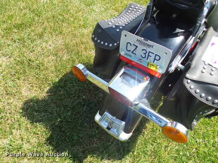 image for item DD8603 1993 Harley Davidson FLSTC Softtail motorcycle