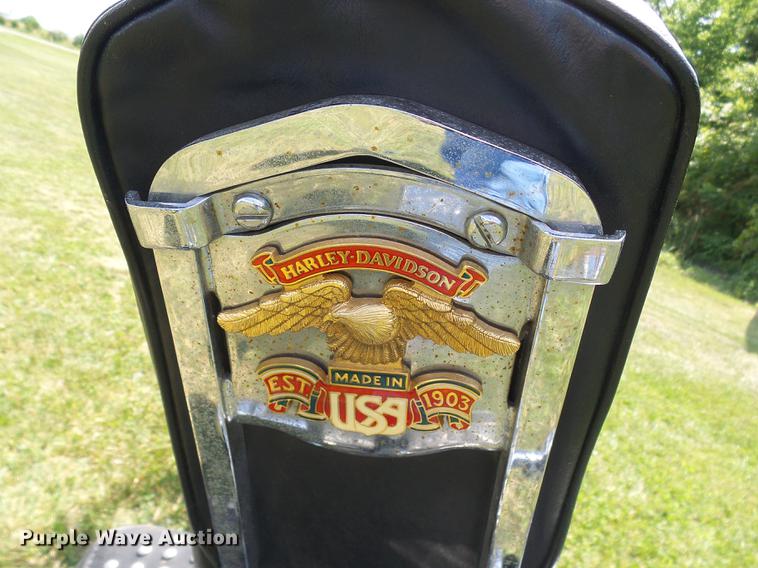 image for item DD8603 1993 Harley Davidson FLSTC Softtail motorcycle