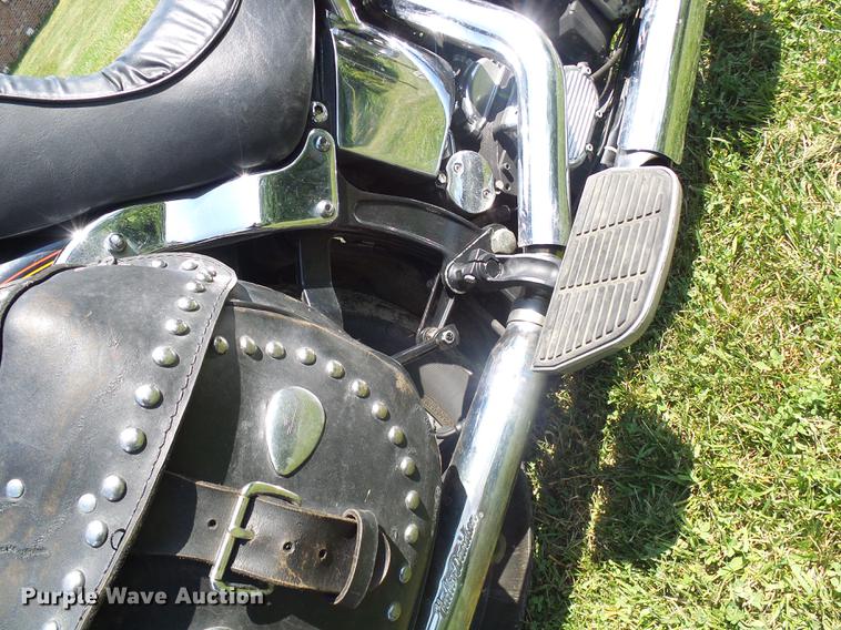 image for item DD8603 1993 Harley Davidson FLSTC Softtail motorcycle