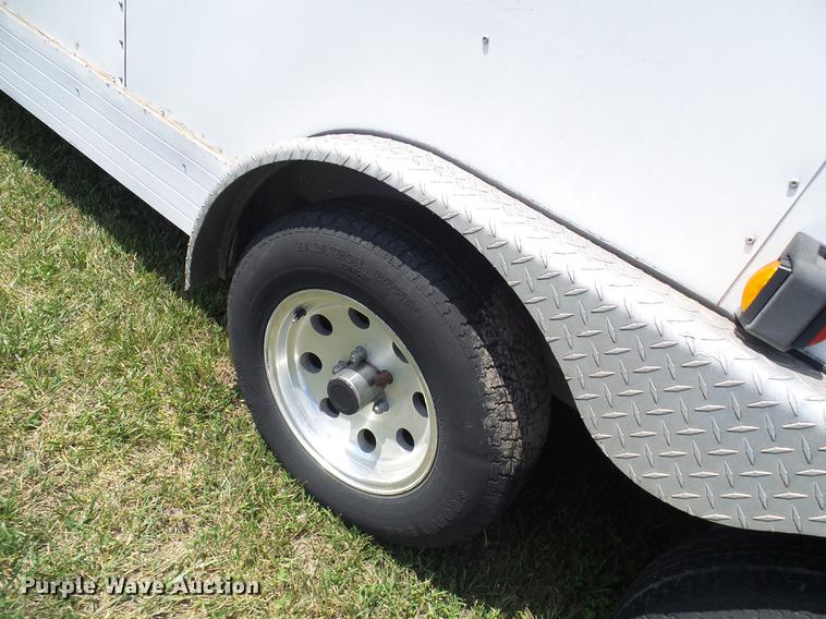 image for item DD8604 2001 Wells Cargo enclosed cargo trailer