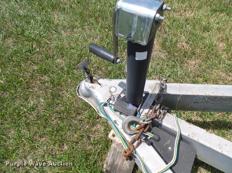 image for item DD8604 2001 Wells Cargo enclosed cargo trailer