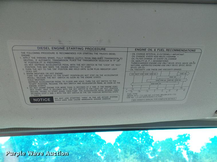 image for item DD8605 2005 GMC W4500 box truck