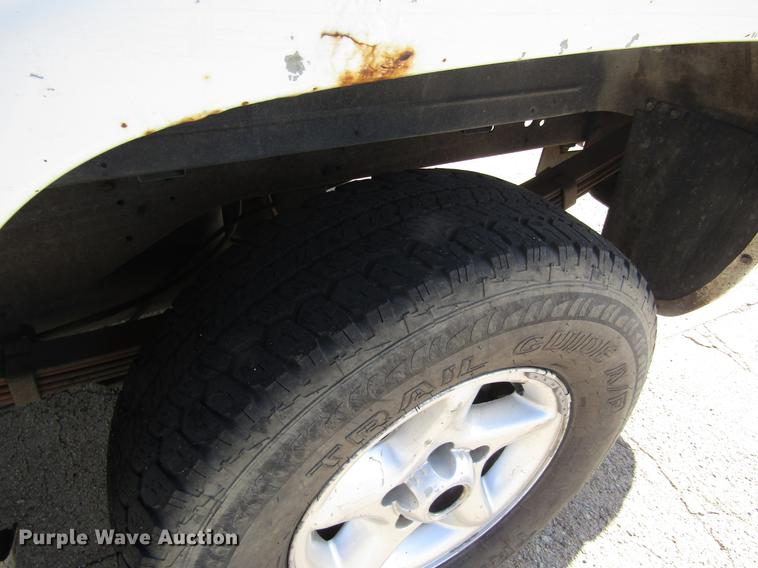 image for item DD8829 1995 Dodge Ram 1500 pickup truck