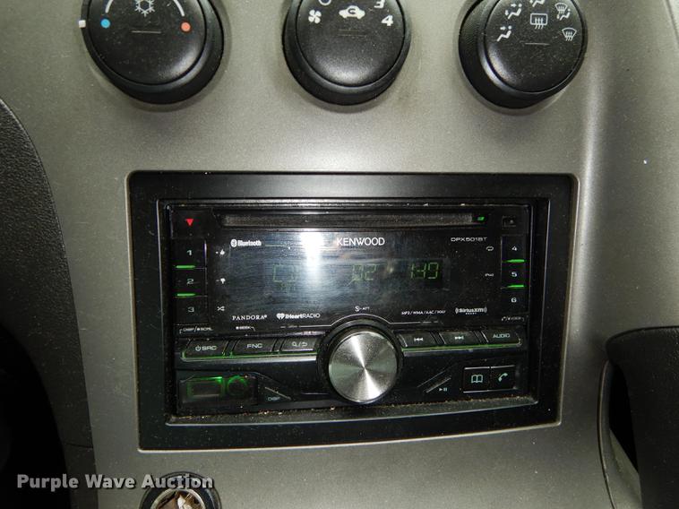 image for item DE1793 2006 Pontiac Solstice convertible