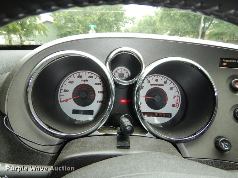 image for item DE1793 2006 Pontiac Solstice convertible