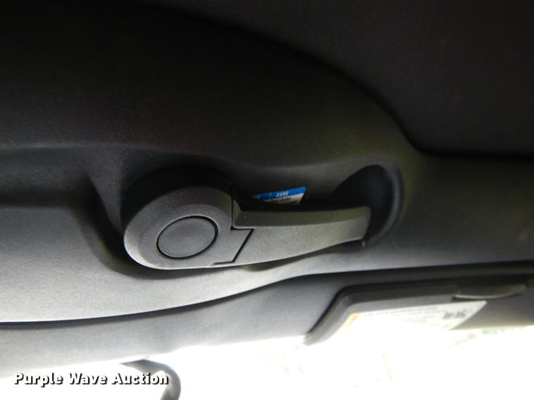 image for item DE1793 2006 Pontiac Solstice convertible