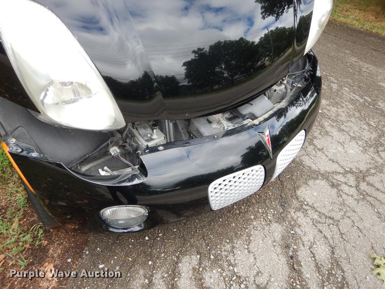 image for item DE1793 2006 Pontiac Solstice convertible