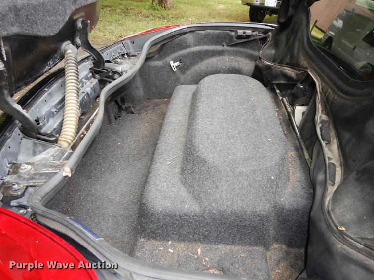 image for item DE1793 2006 Pontiac Solstice convertible