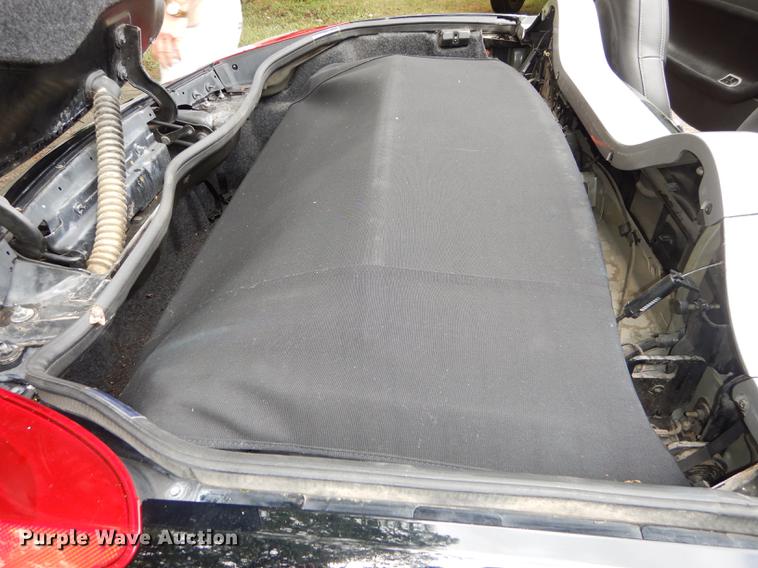 image for item DE1793 2006 Pontiac Solstice convertible