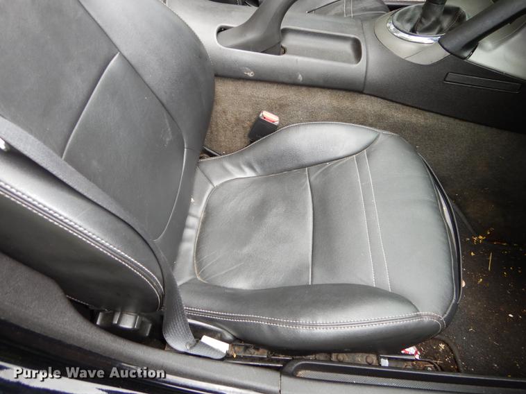 image for item DE1793 2006 Pontiac Solstice convertible