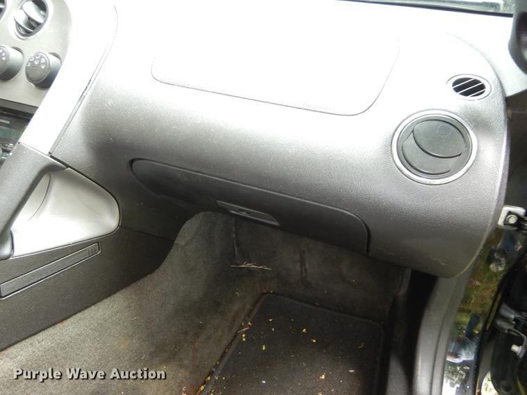 image for item DE1793 2006 Pontiac Solstice convertible