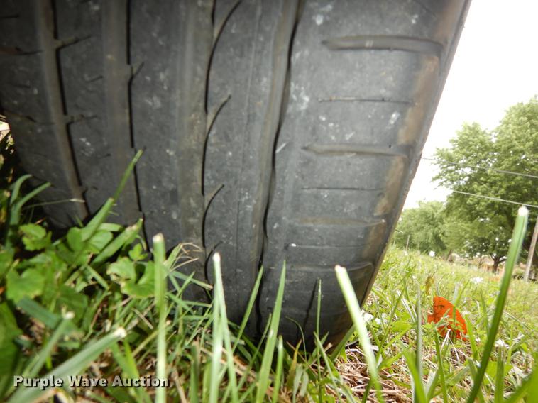 image for item DE1793 2006 Pontiac Solstice convertible