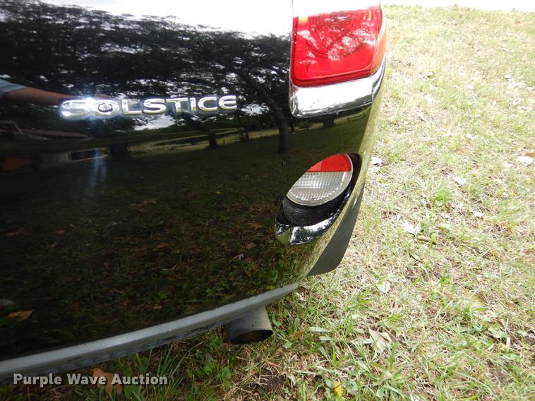 image for item DE1793 2006 Pontiac Solstice convertible