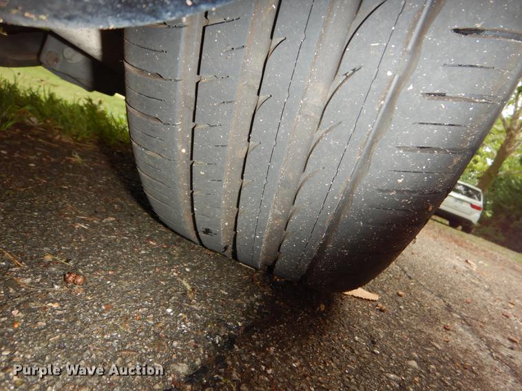 image for item DE1793 2006 Pontiac Solstice convertible