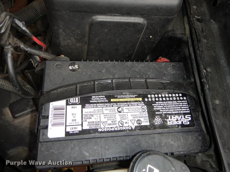 image for item DE1821 2004 Chevrolet Silverado 1500 Z71 pickup truck