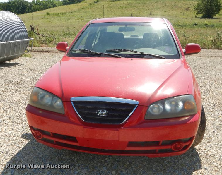image for item DE1827 2004 Hyundai Elantra