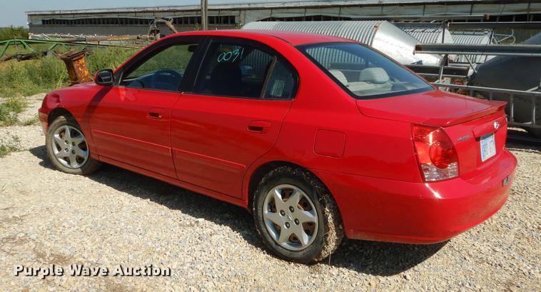 image for item DE1827 2004 Hyundai Elantra