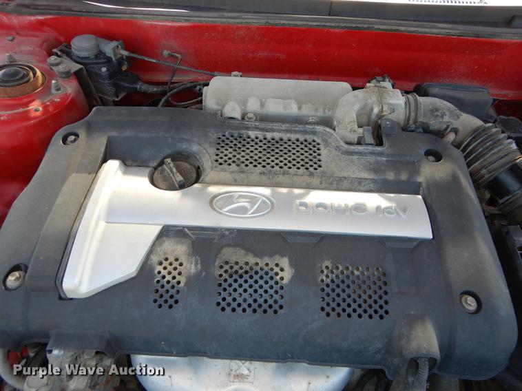 image for item DE1827 2004 Hyundai Elantra
