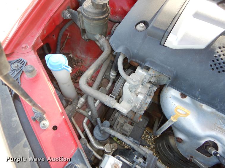 image for item DE1827 2004 Hyundai Elantra