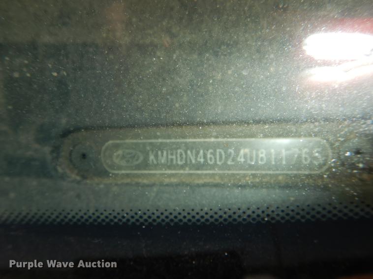 image for item DE1827 2004 Hyundai Elantra