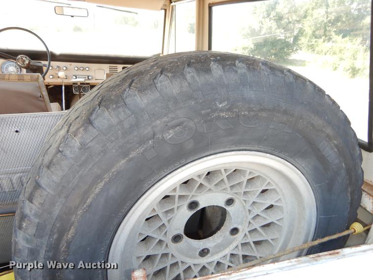 image for item DE1854 1969 Ford Bronco Sport SUV