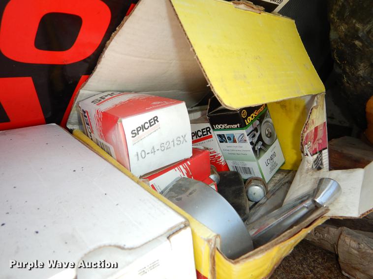 image for item DE1854 1969 Ford Bronco Sport SUV