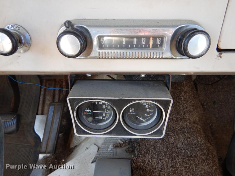 image for item DE1854 1969 Ford Bronco Sport SUV