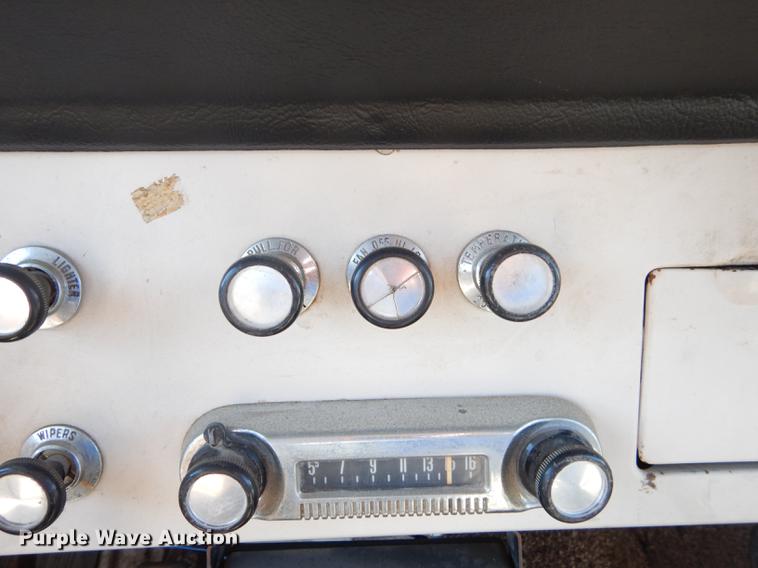 image for item DE1854 1969 Ford Bronco Sport SUV