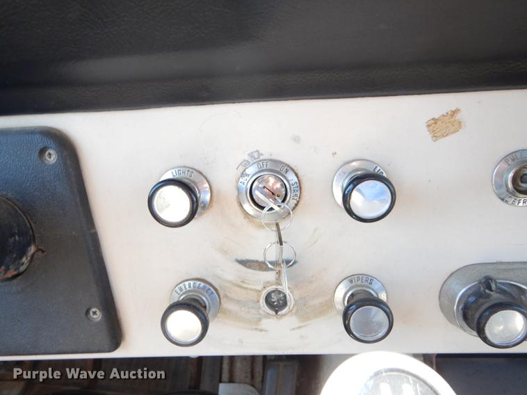 image for item DE1854 1969 Ford Bronco Sport SUV