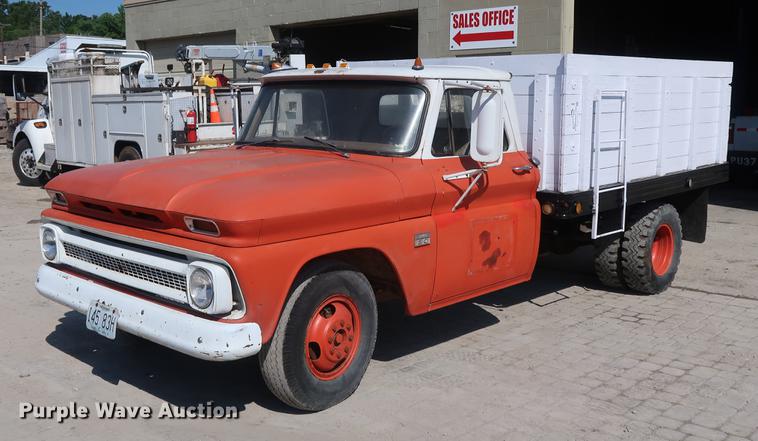 image for item DE6085 1966 Chevrolet 30 grain truck