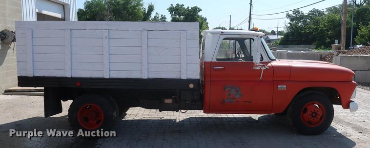 image for item DE6085 1966 Chevrolet 30 grain truck