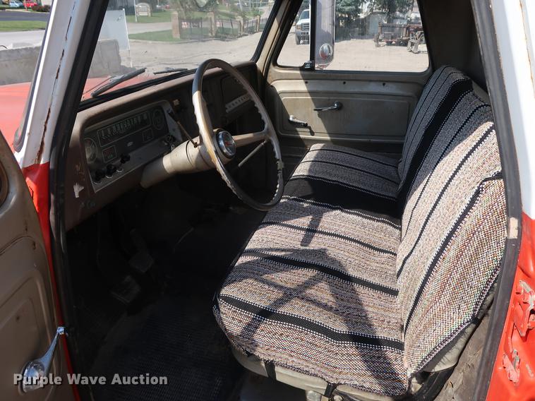 image for item DE6085 1966 Chevrolet 30 grain truck