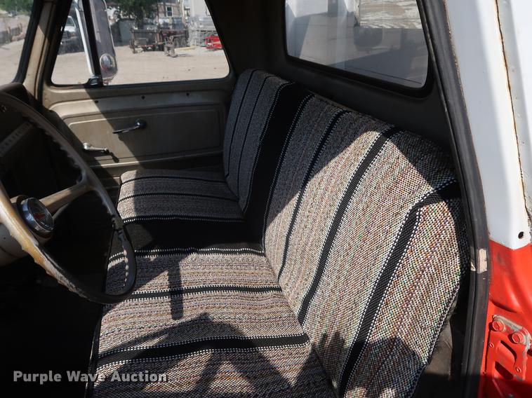 image for item DE6085 1966 Chevrolet 30 grain truck