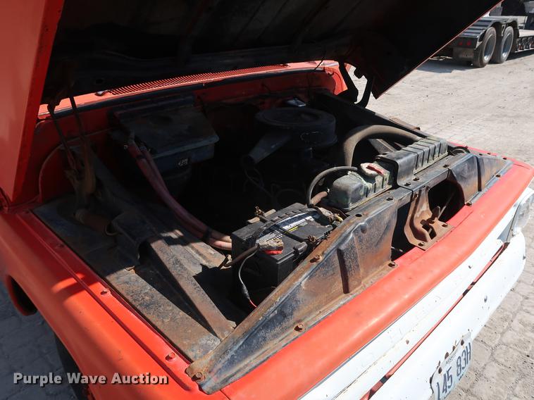 image for item DE6085 1966 Chevrolet 30 grain truck