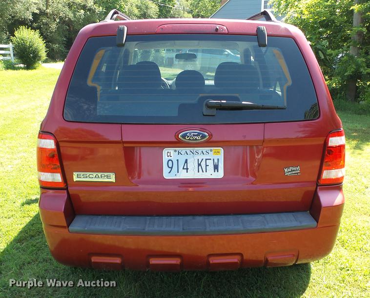 image for item DE7185 2008 Ford Escape SUV