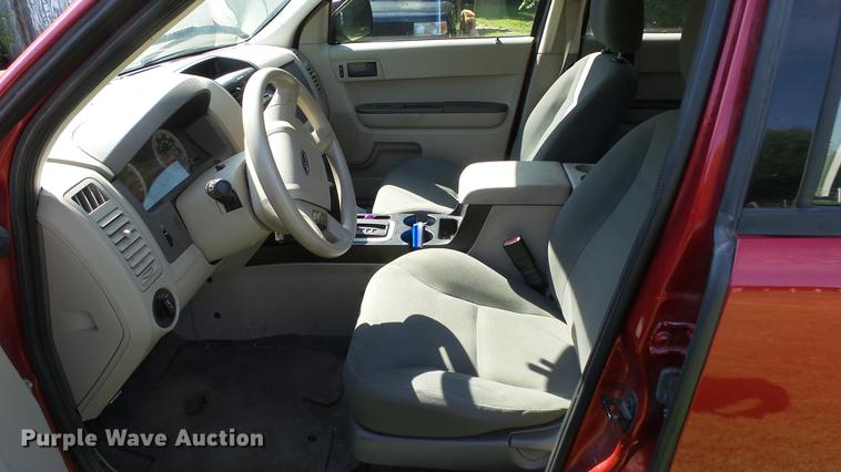 image for item DE7185 2008 Ford Escape SUV