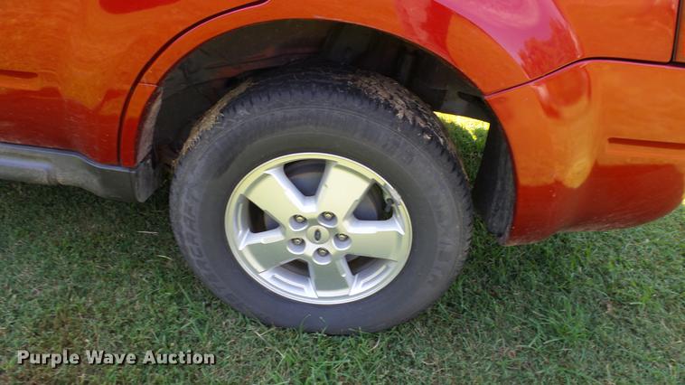 image for item DE7185 2008 Ford Escape SUV