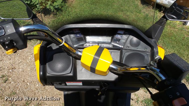 image for item DE7187 2009 Chunfeng CF250T scooter