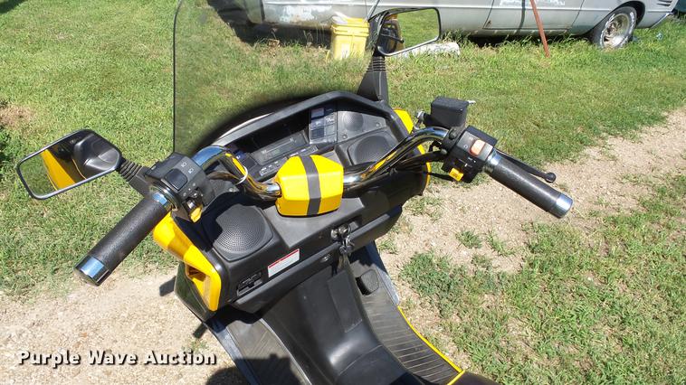 image for item DE7187 2009 Chunfeng CF250T scooter