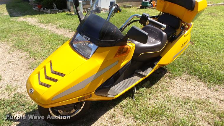 image for item DE7187 2009 Chunfeng CF250T scooter