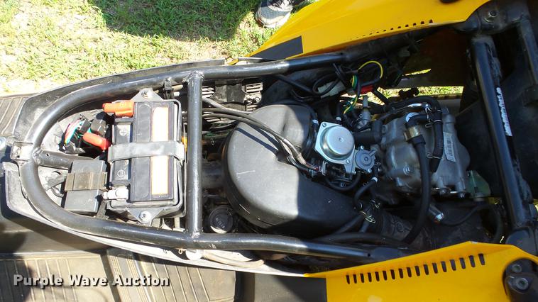 image for item DE7187 2009 Chunfeng CF250T scooter