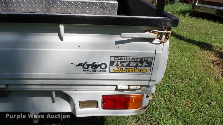 image for item DE7188 1991 Daihatsu HiJet mini truck